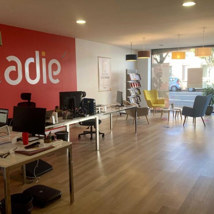 Images Agence Adie