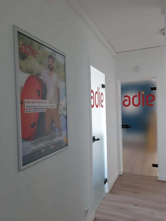 Images Agence Adie