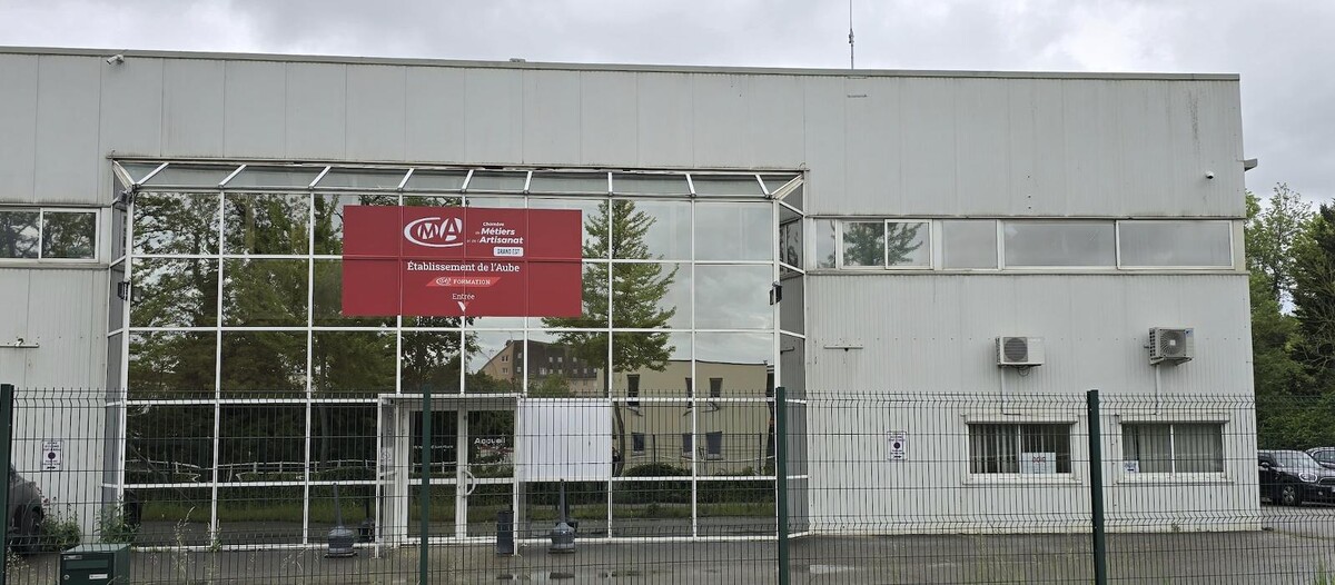 Images Agence Adie