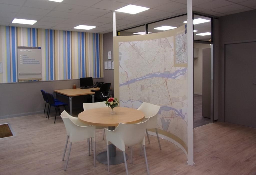 Images Agence immobilière Laforêt Tours