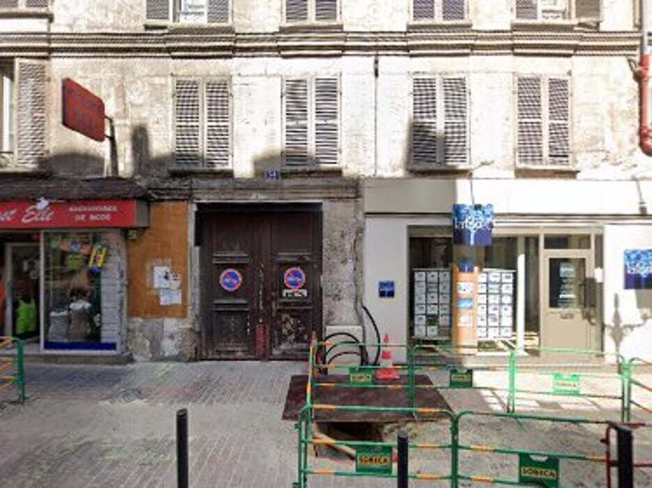 Images Agence immobilière Laforêt Argenteuil