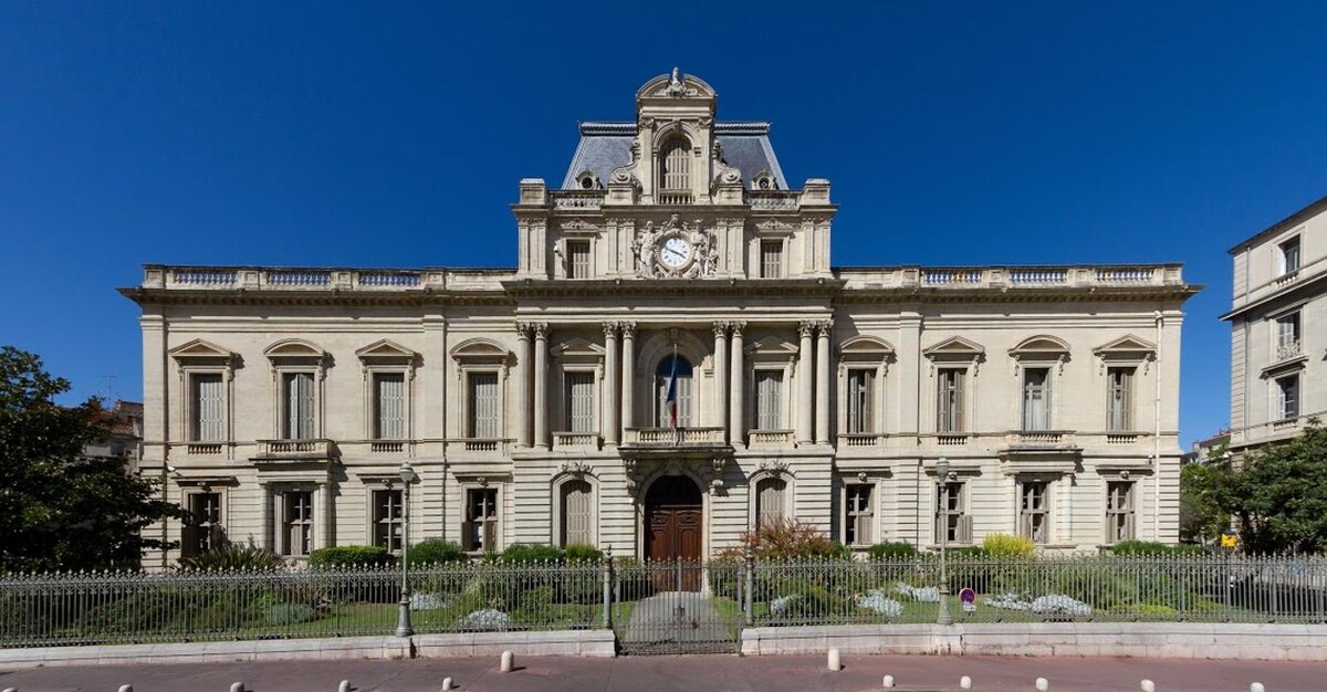 Images Agence immobilière Laforêt Montpellier Port Marianne