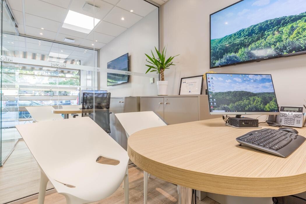 Images Agence immobilière Laforêt Annecy