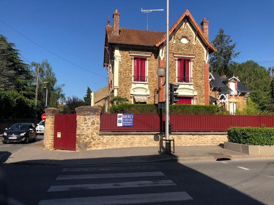 Images Agence immobilière Laforêt Arpajon