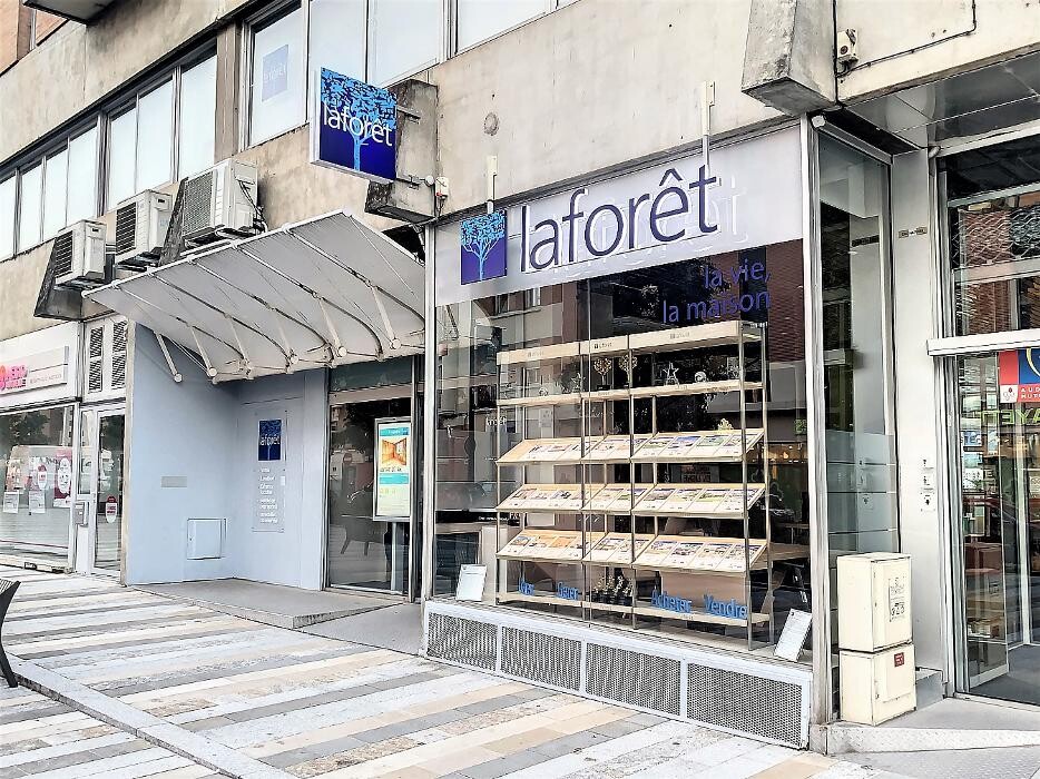 Images Agence immobilière Laforêt Montauban