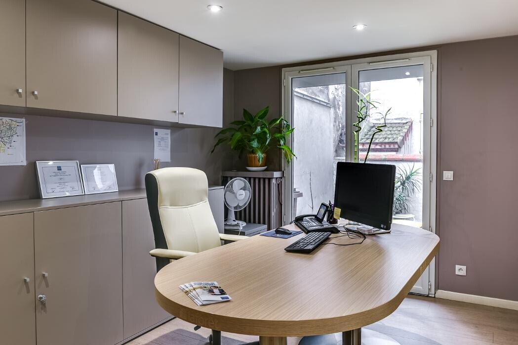 Images Agence immobilière Laforêt Colombes
