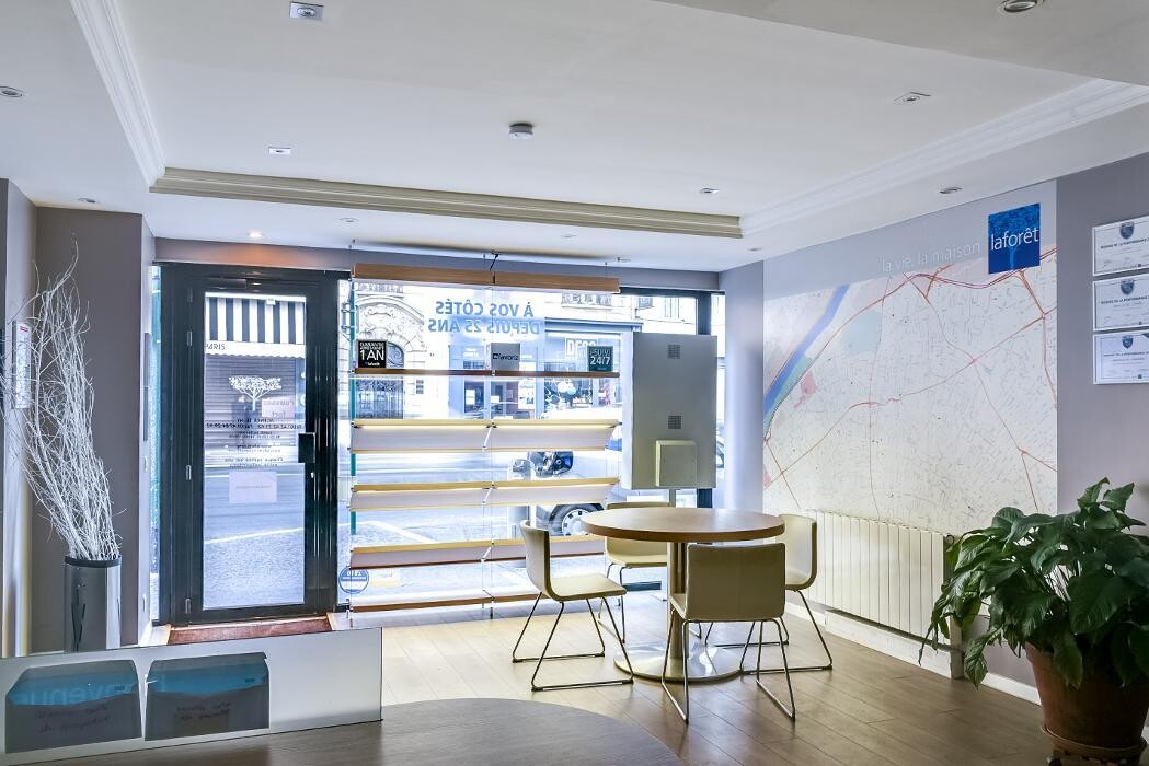 Images Agence immobilière Laforêt Colombes
