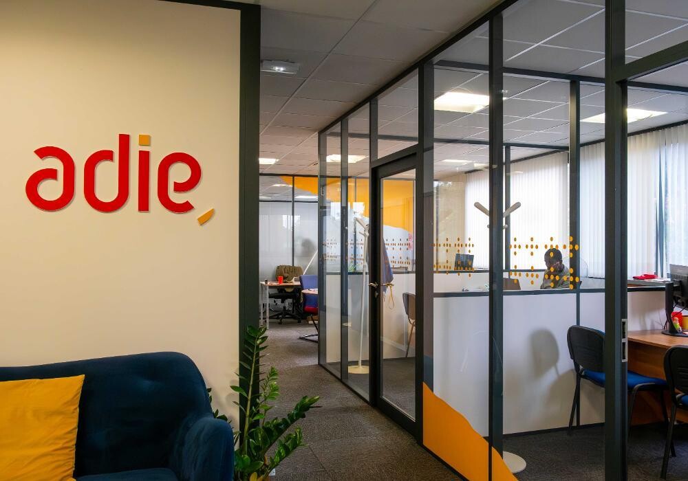 Images Agence Adie