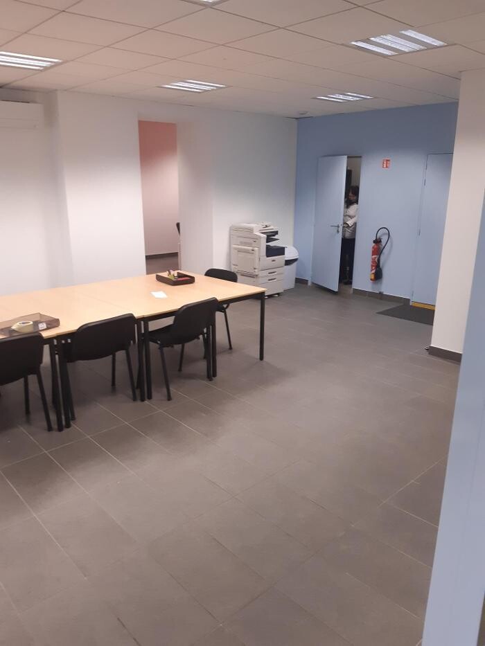 Images Agence Adie