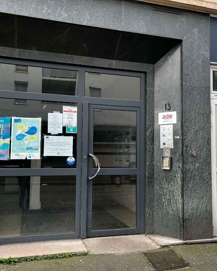 Images Agence Adie