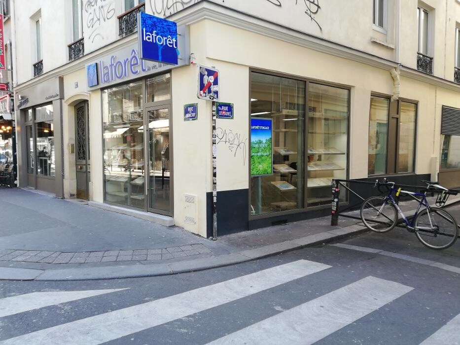 Images Agence immobilière Laforêt Paris 10Eme