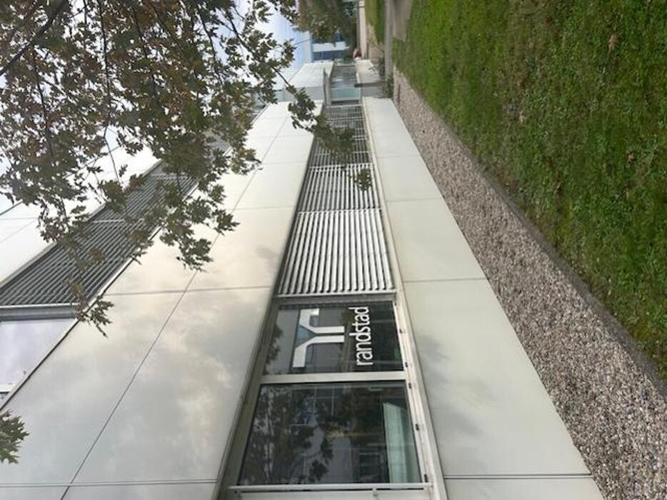 Images Agence d'intérim Randstad - Saint-Quentin-Fallavier