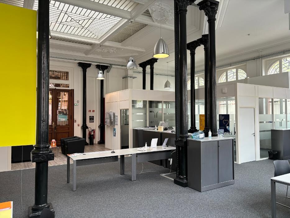 Images Agence d'intérim Randstad - Valenciennes