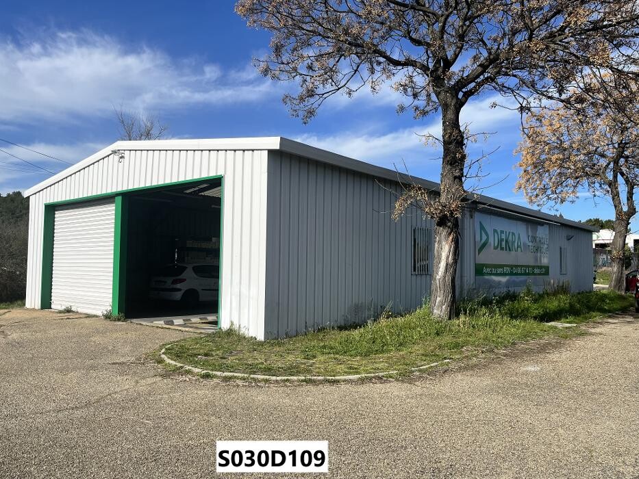 Images Centre contrôle technique DEKRA