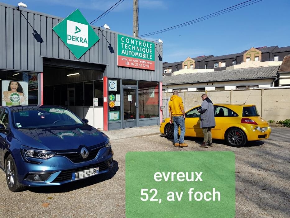 Images Centre contrôle technique DEKRA (AUTO-MOTO)