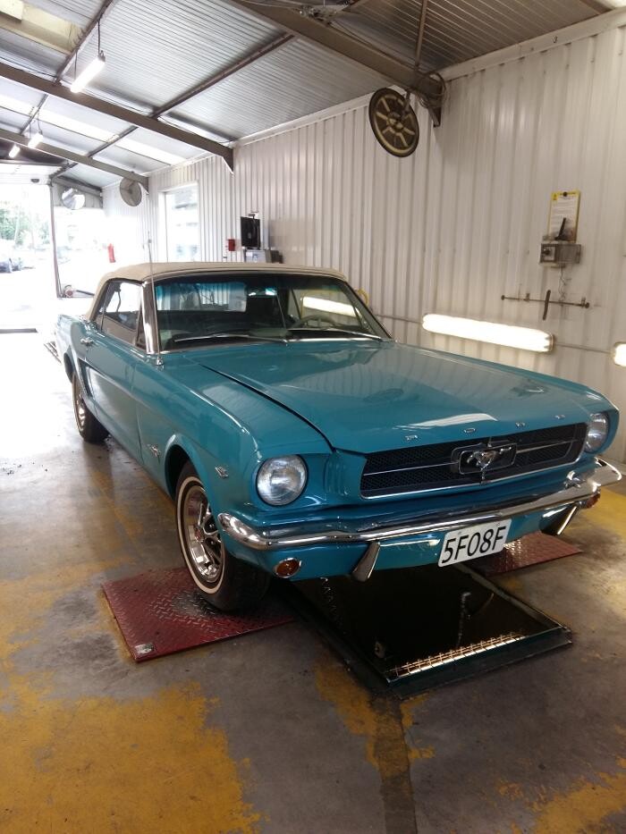 Images Centre contrôle technique DEKRA (AUTO-MOTO)