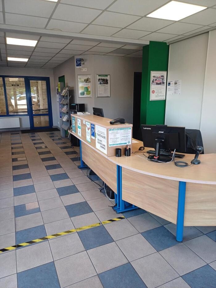 Images Centre contrôle technique DEKRA (AUTO-MOTO)