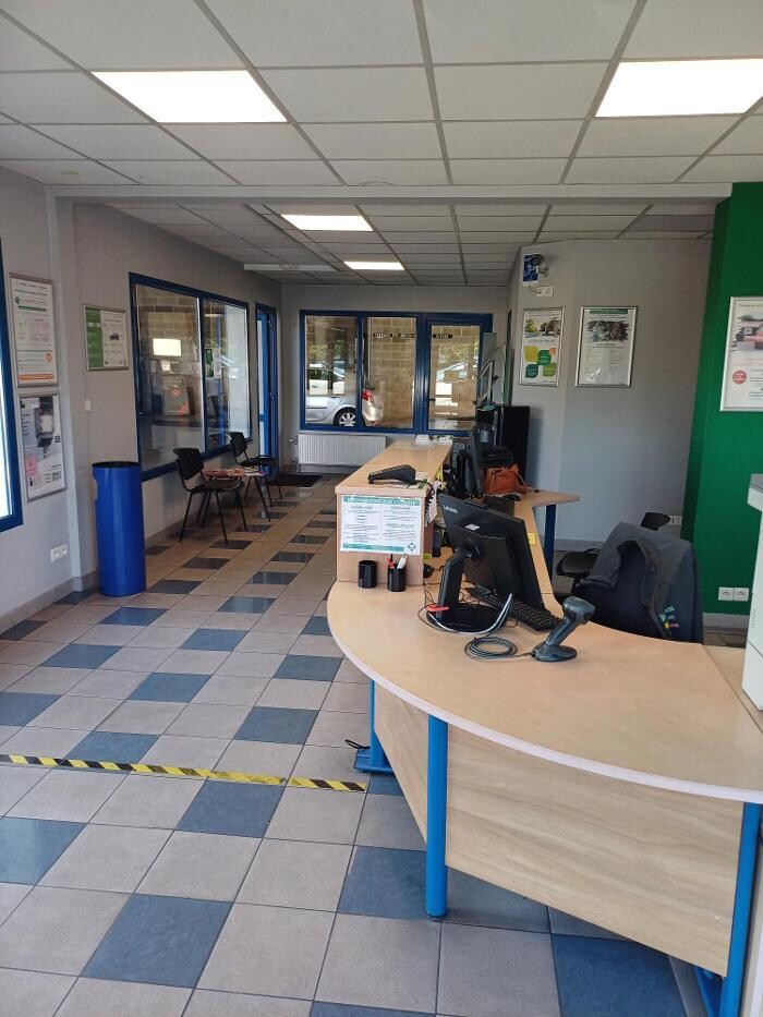 Images Centre contrôle technique DEKRA (AUTO-MOTO)