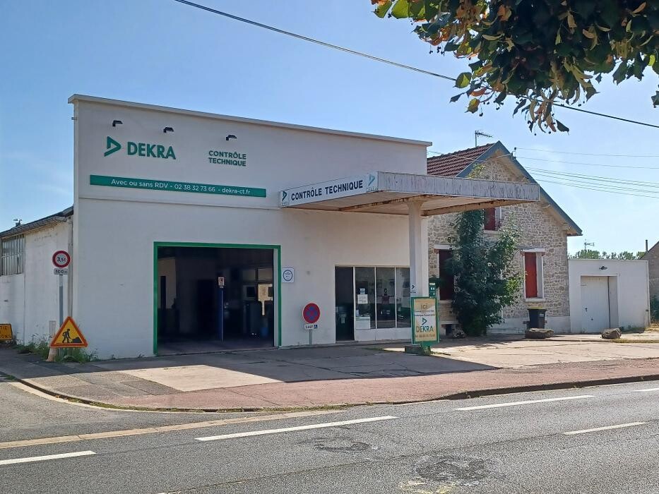 Images Centre contrôle technique DEKRA