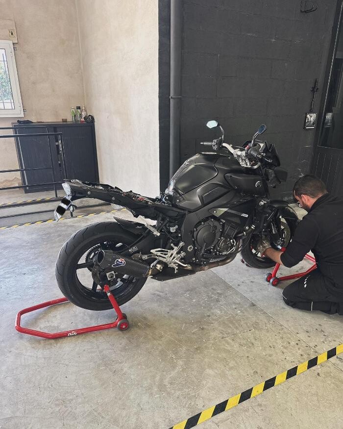 Images Centre contrôle technique DEKRA (AUTO - MOTO)