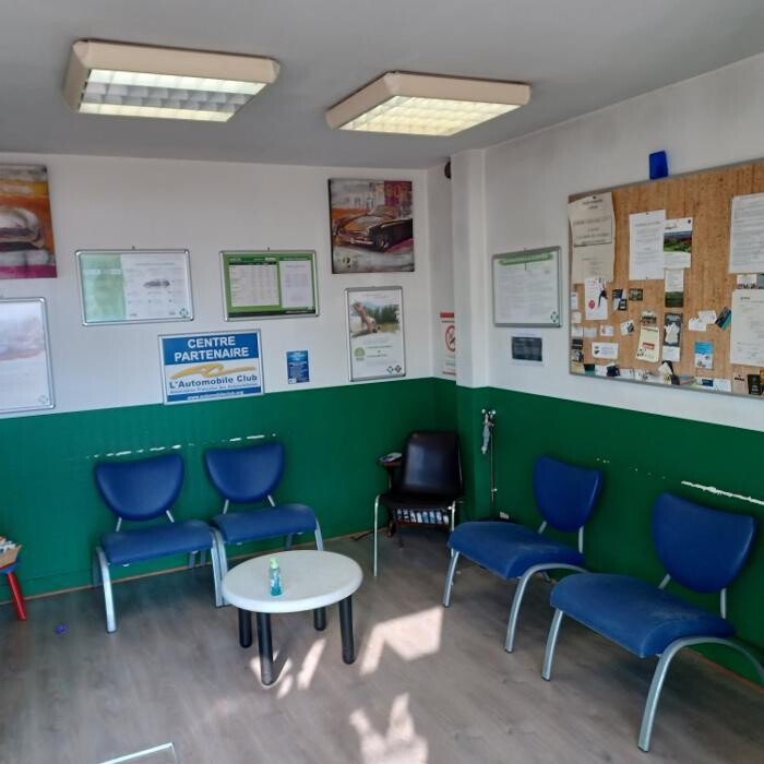 Images Centre contrôle technique DEKRA