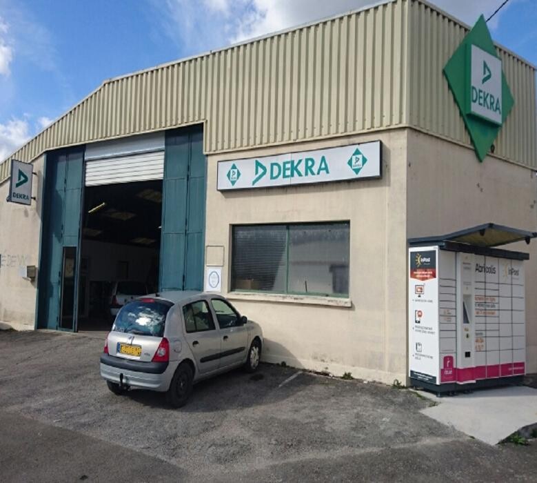 Images Centre contrôle technique DEKRA
