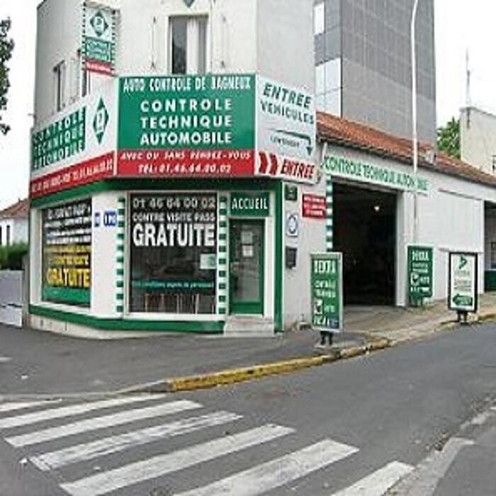 Images Centre contrôle technique DEKRA