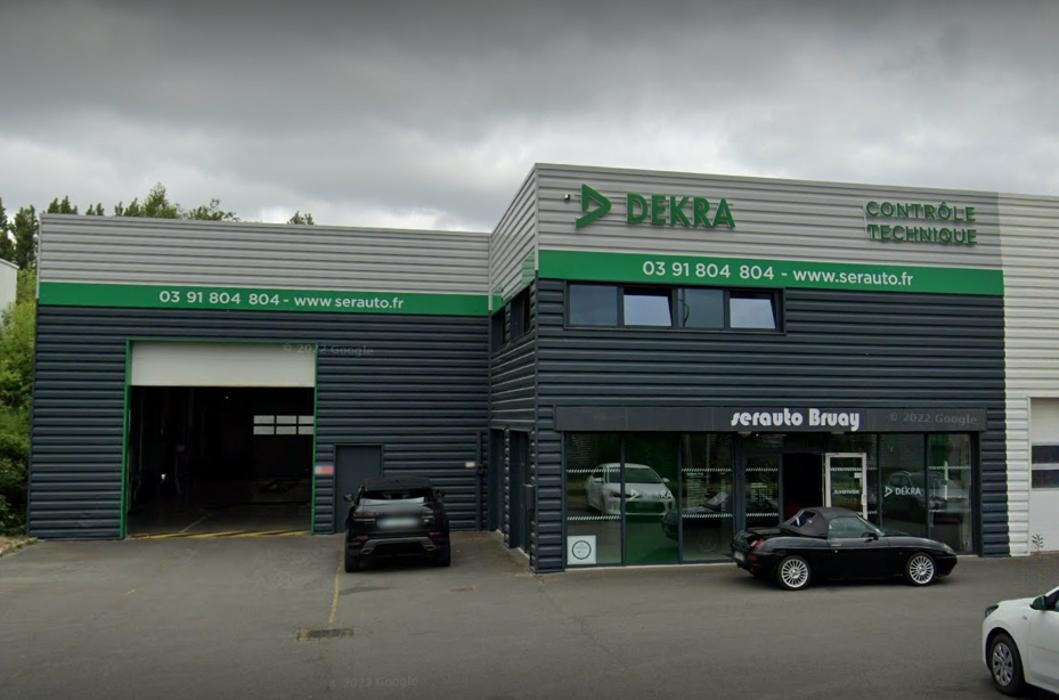 Images Centre contrôle technique DEKRA