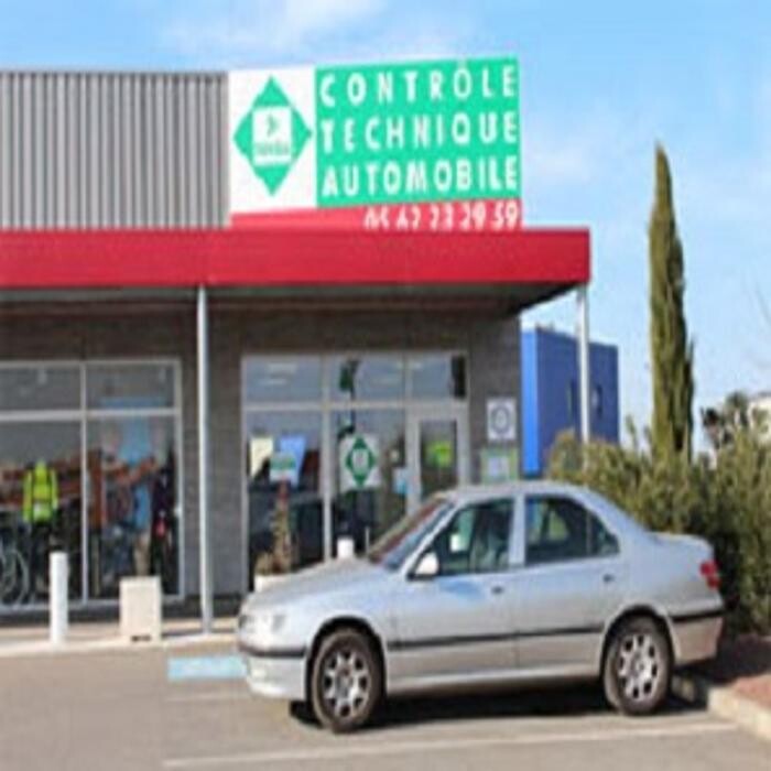 Images Centre contrôle technique DEKRA