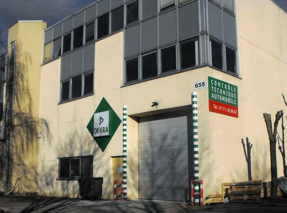 Images Centre contrôle technique DEKRA