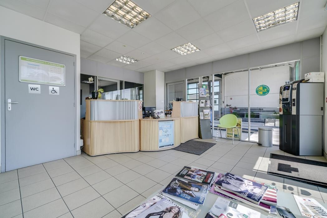 Images Contrôle technique DEKRA MONTAUBAN