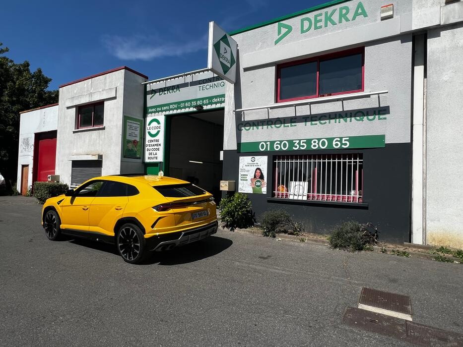 Images Centre contrôle technique DEKRA