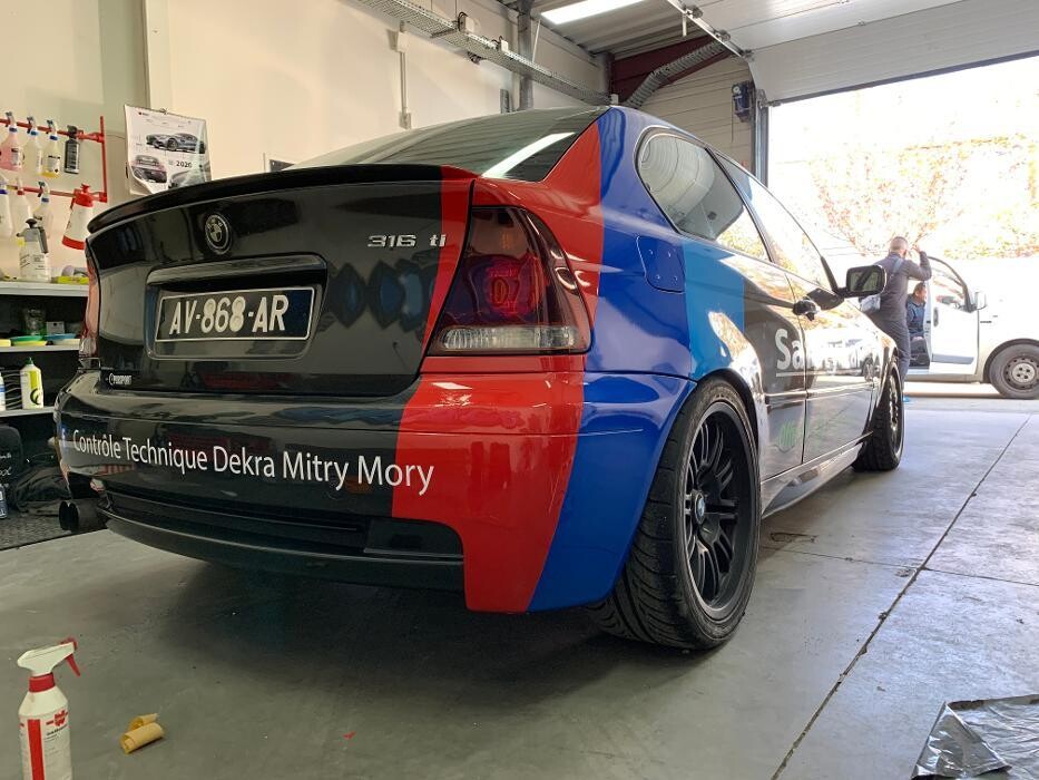 Images Centre contrôle technique DEKRA