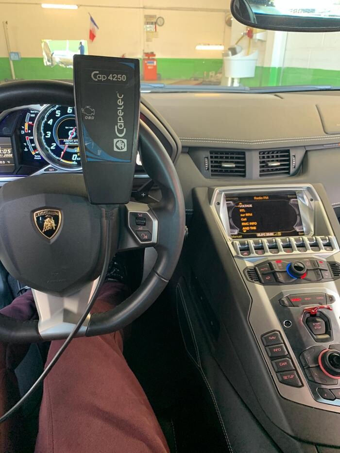 Images Centre contrôle technique DEKRA