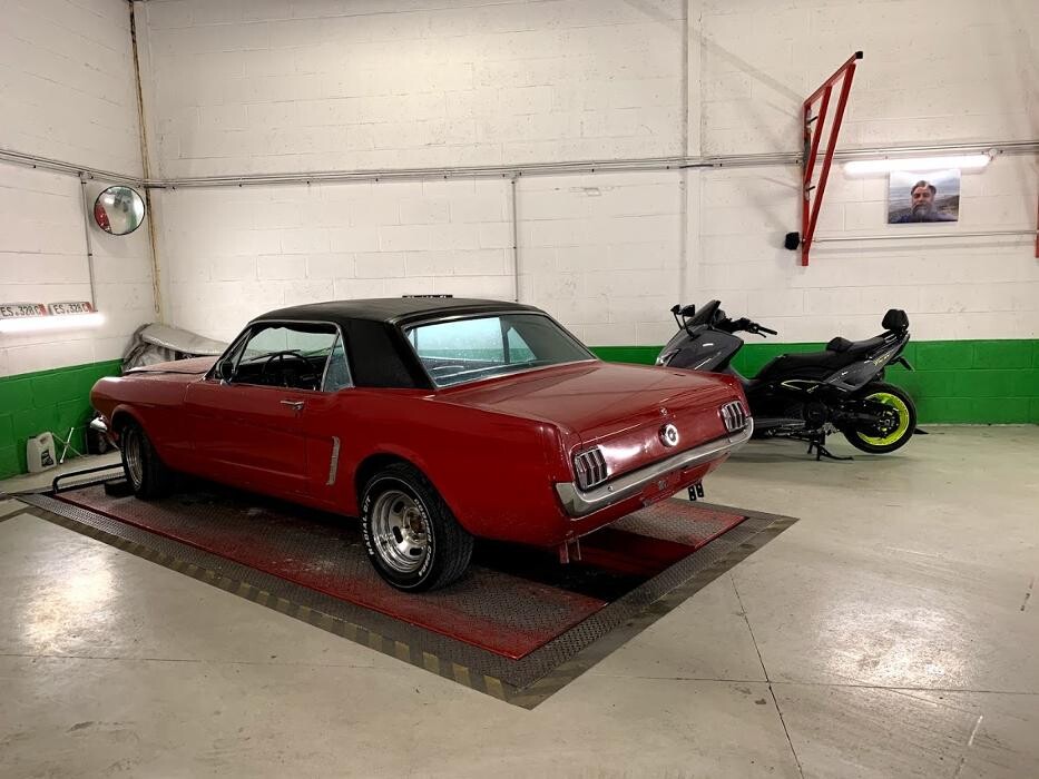 Images Centre contrôle technique DEKRA