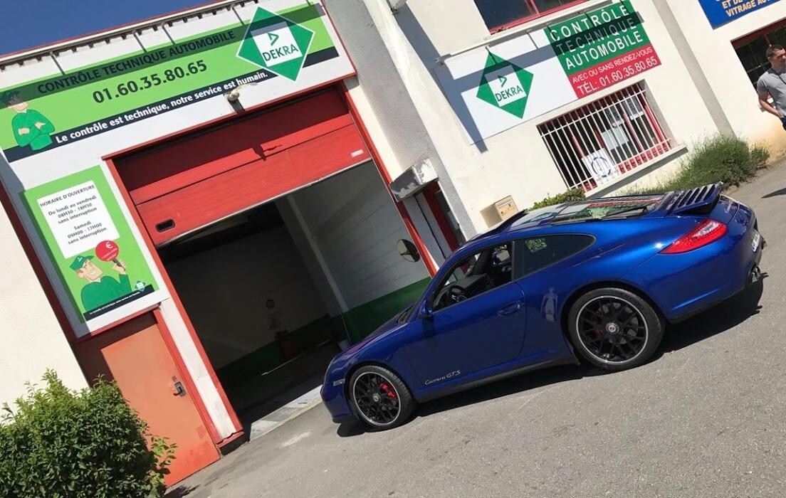 Images Centre contrôle technique DEKRA