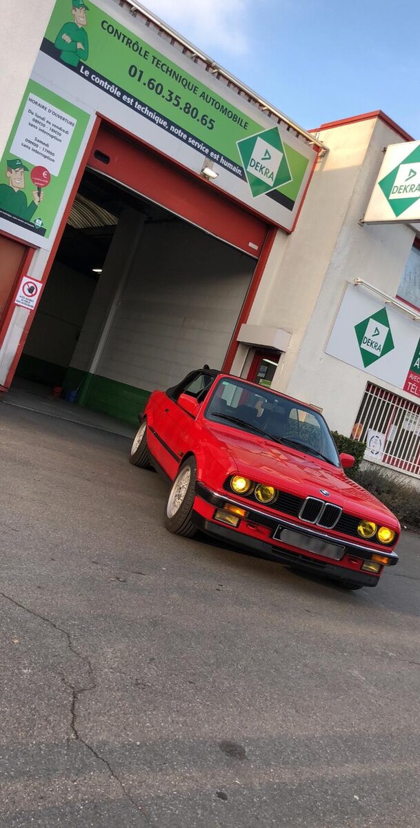 Images Centre contrôle technique DEKRA