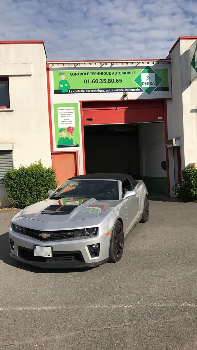 Images Centre contrôle technique DEKRA