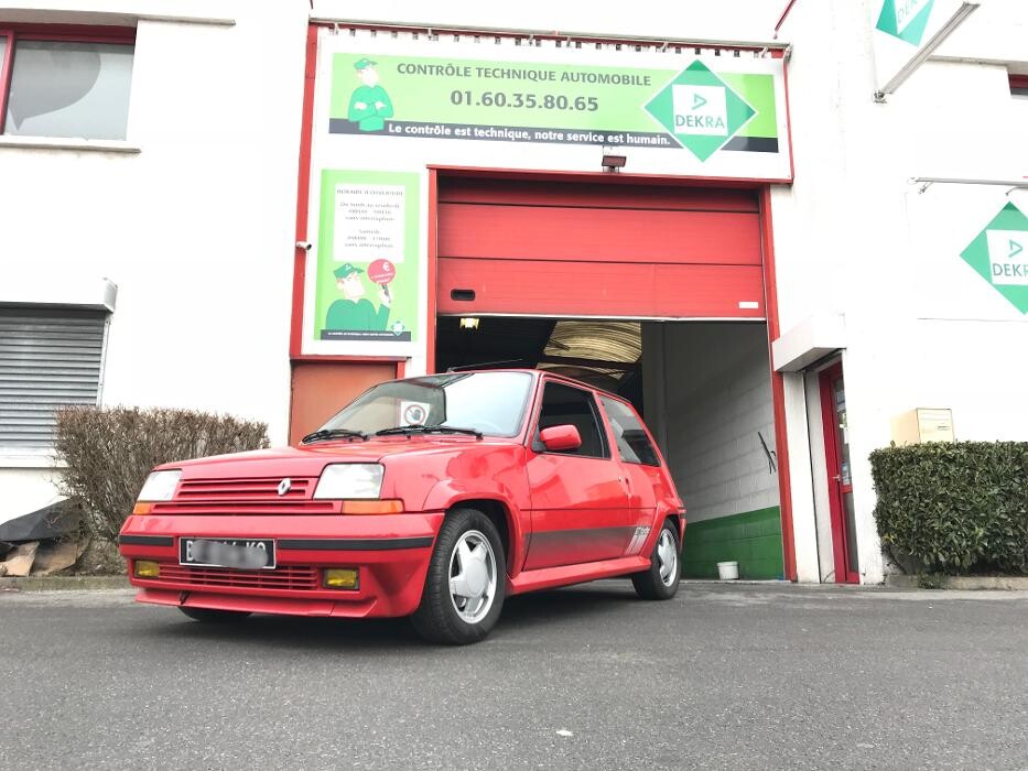 Images Centre contrôle technique DEKRA