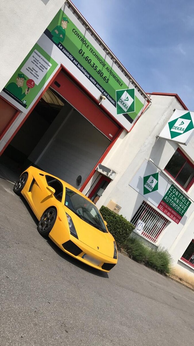 Images Centre contrôle technique DEKRA