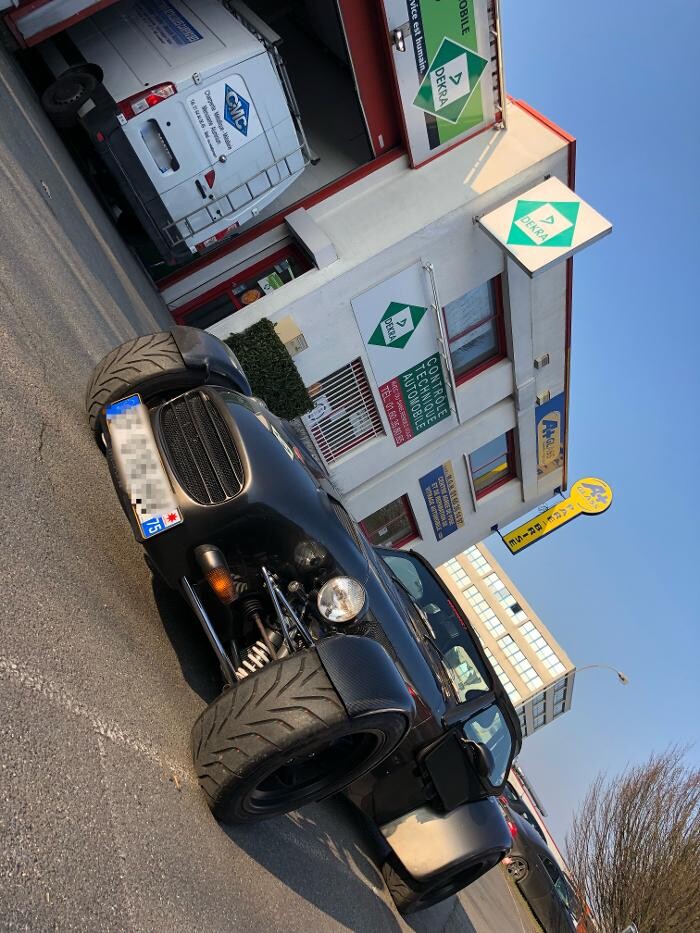 Images Centre contrôle technique DEKRA