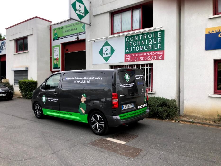 Images Centre contrôle technique DEKRA