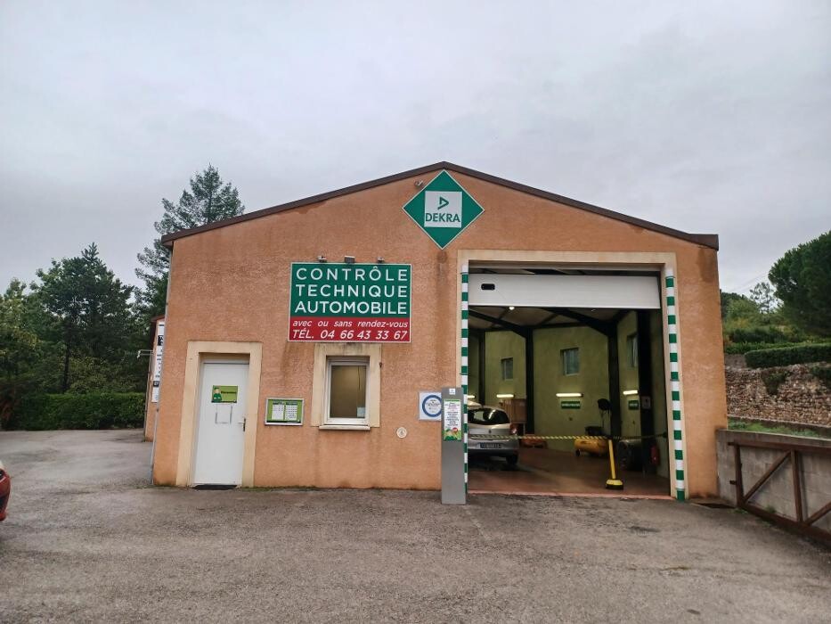 Images Centre contrôle technique DEKRA