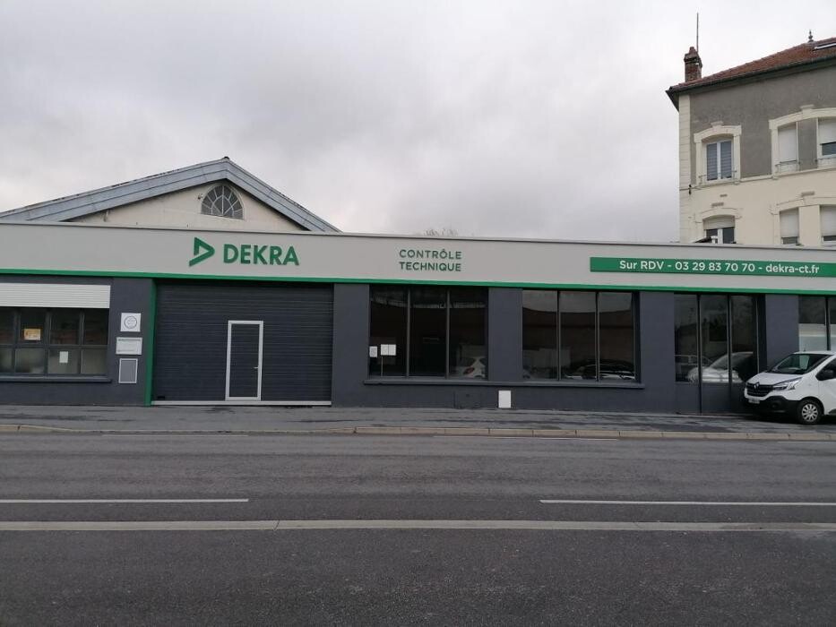 Images Centre contrôle technique DEKRA