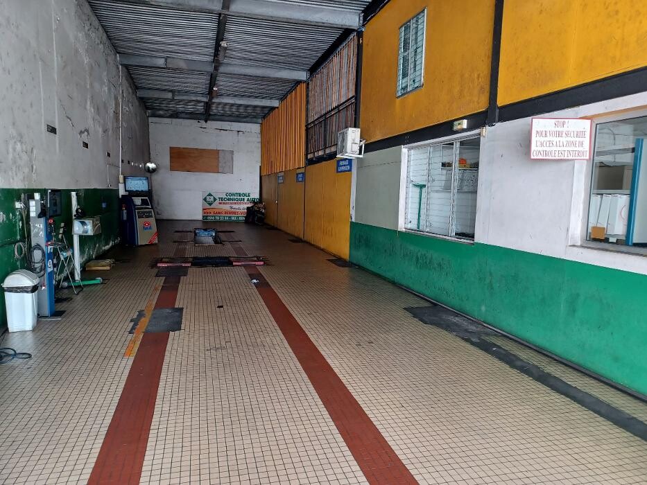 Images Centre contrôle technique DEKRA