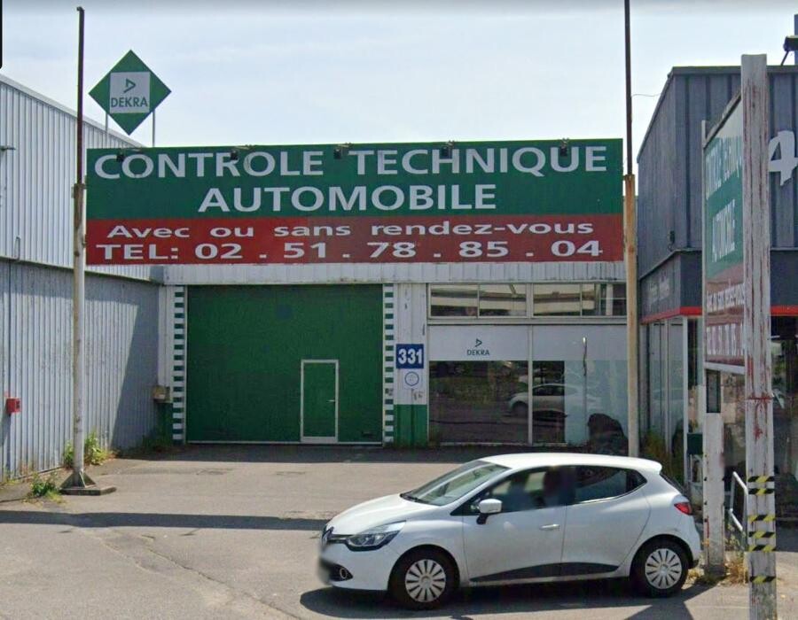Images Centre contrôle technique DEKRA