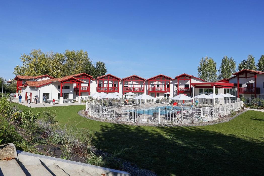 Images Résidence Nemea Le Domaine d'Uhaina