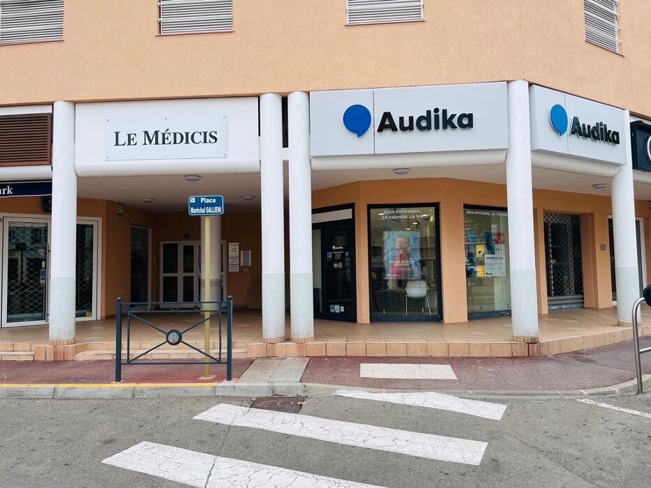 Images Audika - Audioprothésiste Saint-Raphael