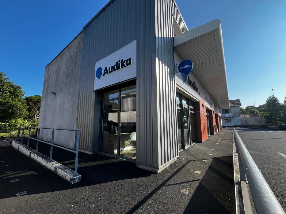 Images Audika - Audioprothésiste Bressuire