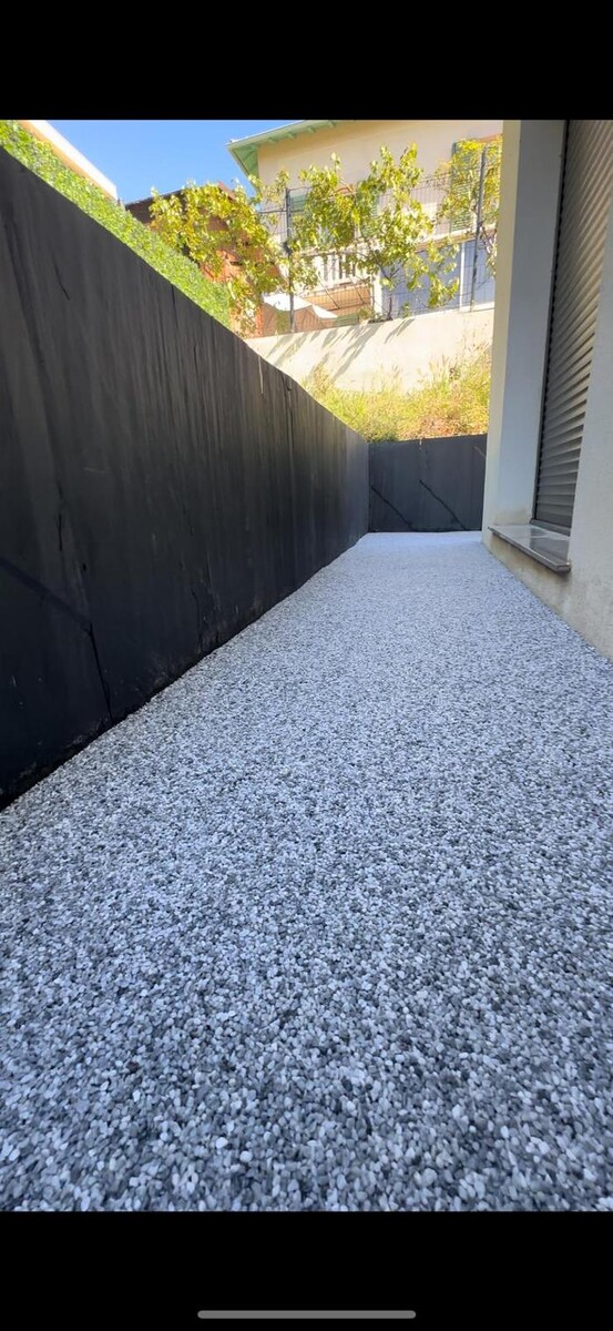 Images Daniel Moquet signe vos allées - Ent. Ménard